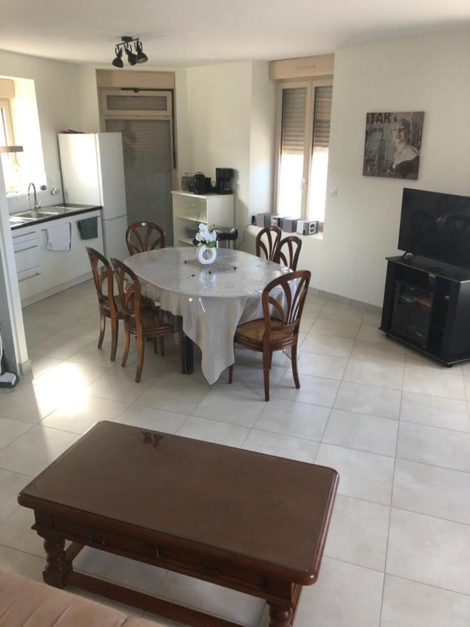 Residence Merlin Appartement Arthur Saint-Malon-sur-Mel Eksteriør billede