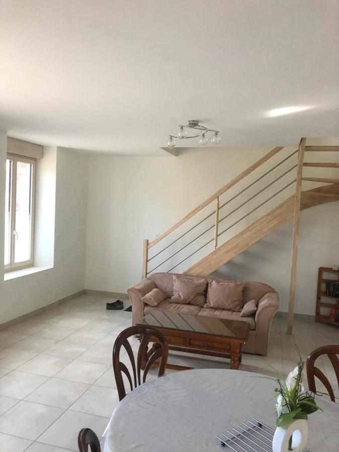 Residence Merlin Appartement Arthur Saint-Malon-sur-Mel Eksteriør billede